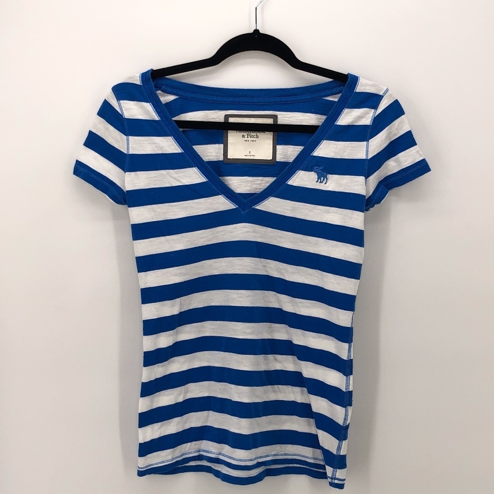 abercrombie & fitch blue white striped t shirt S